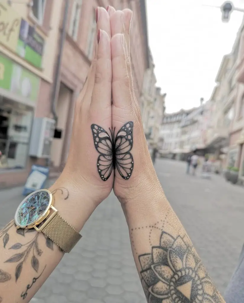 snapins ai 2096663795658627609 - Tattoo Strategies